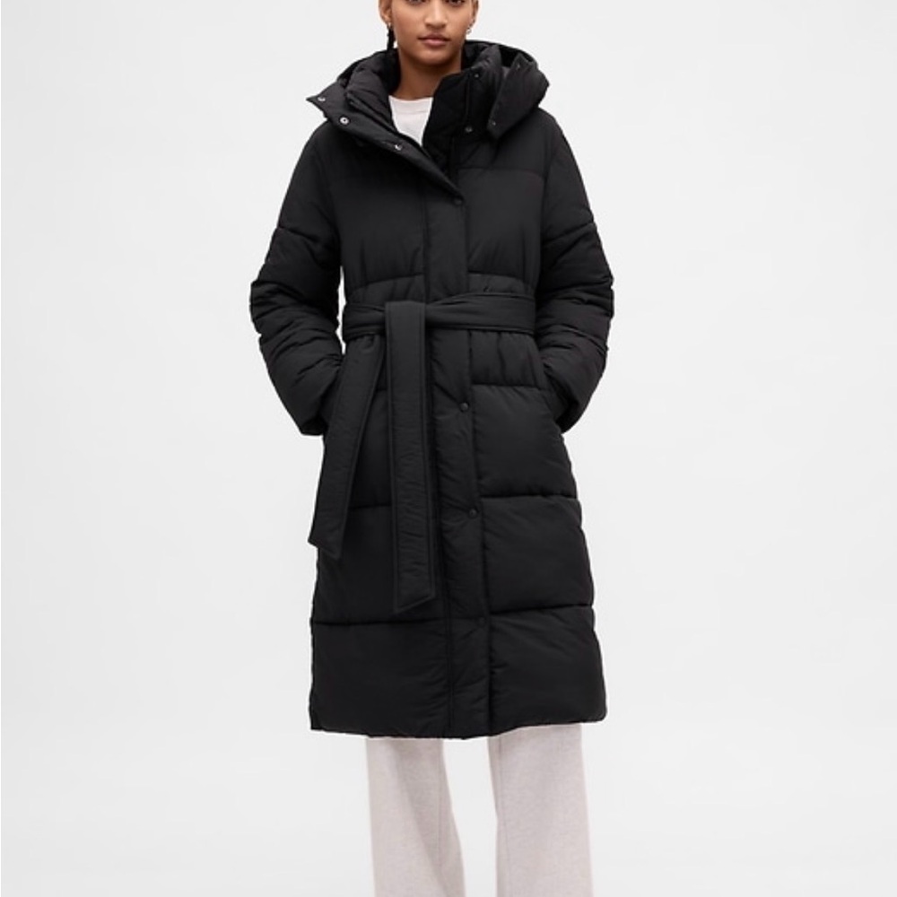 NWT - Women's Belted Long Black Puffer Coat